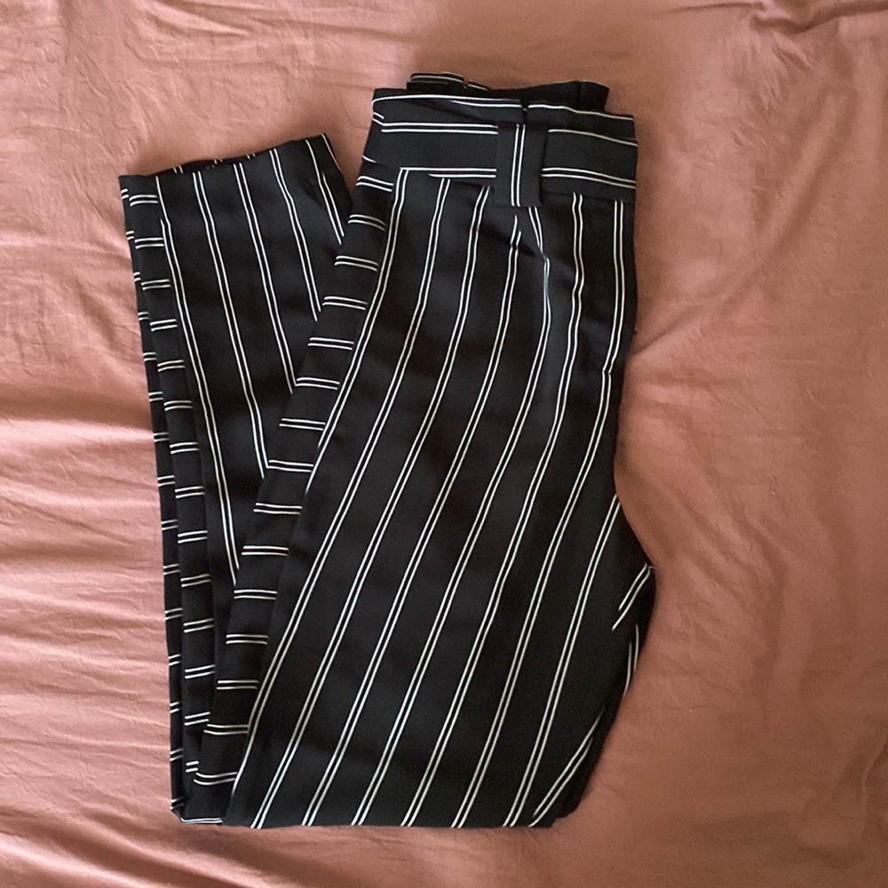 Express pants - Picture 3 of 3